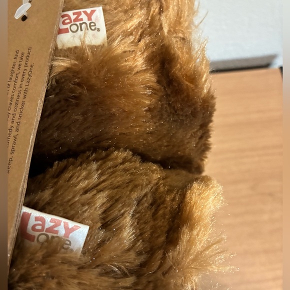 Lazy One Brown Bear Paw Slippers kids size 5-8 xsmall NWT Christmas gift - Picture 7 of 8